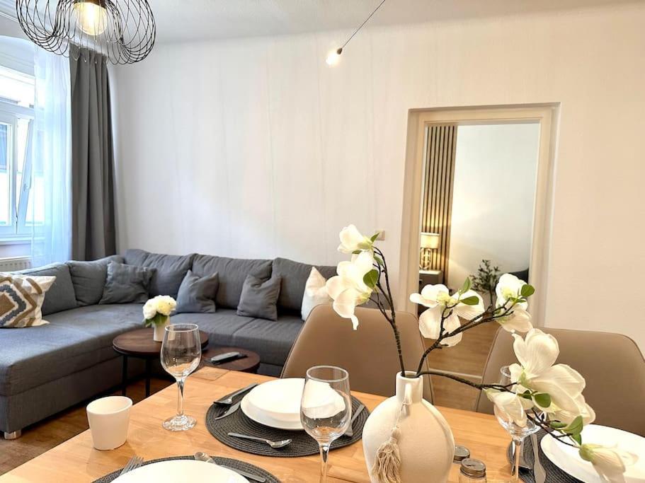 Modern Eingerichtete Wohnung Im Stadtzentrum Zittau Kostenloser Parkplatz Экстерьер фото